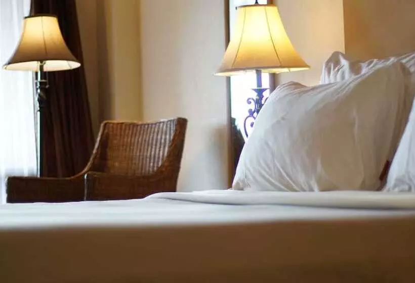 Hotel The Inn By Sunsethouse