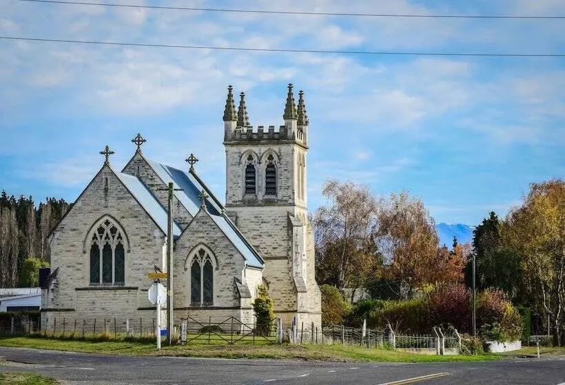 هتل The Mews Oamaru