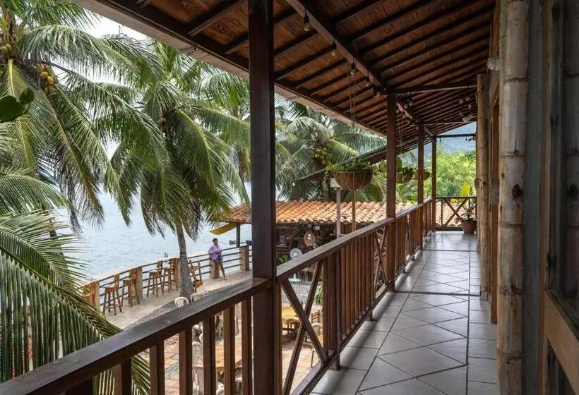 Retkeilymaja Katamaran