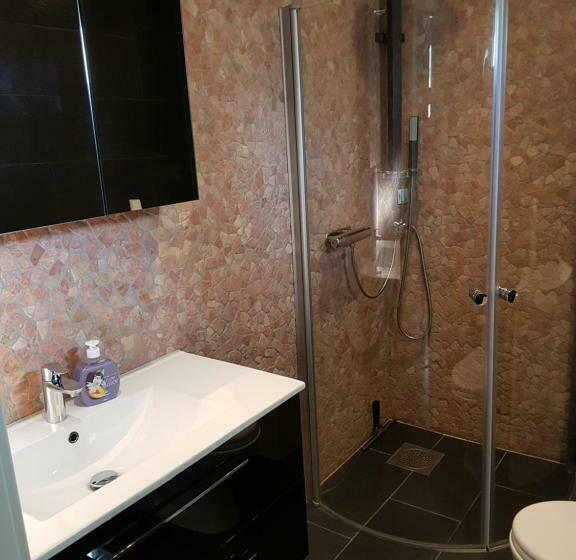 فندق صغير Kolmården Motel Apartments And Cottages