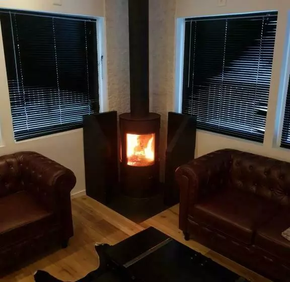 ユースホステル Kolmården Motel Apartments And Cottages