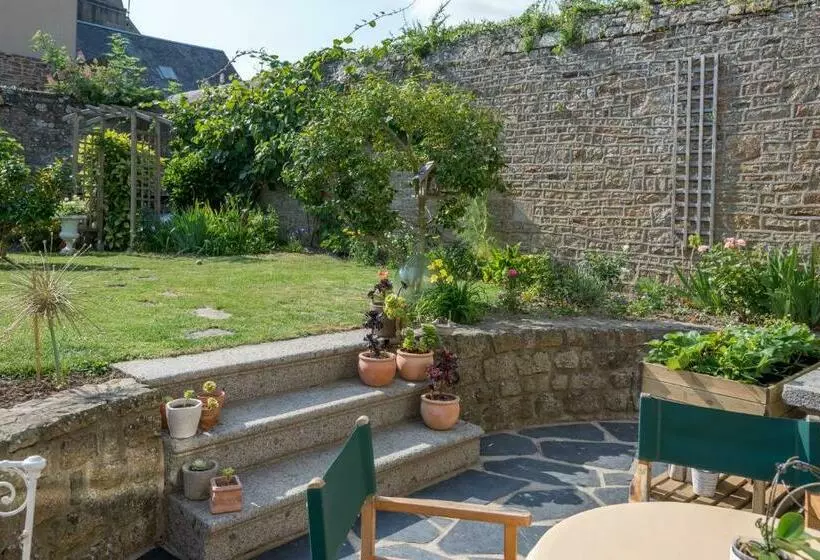 Aamiaismajoitus (B&B) La Boudrie