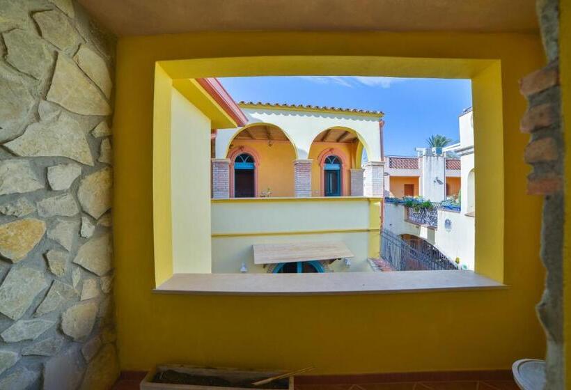 住宿加早餐  Villamereu