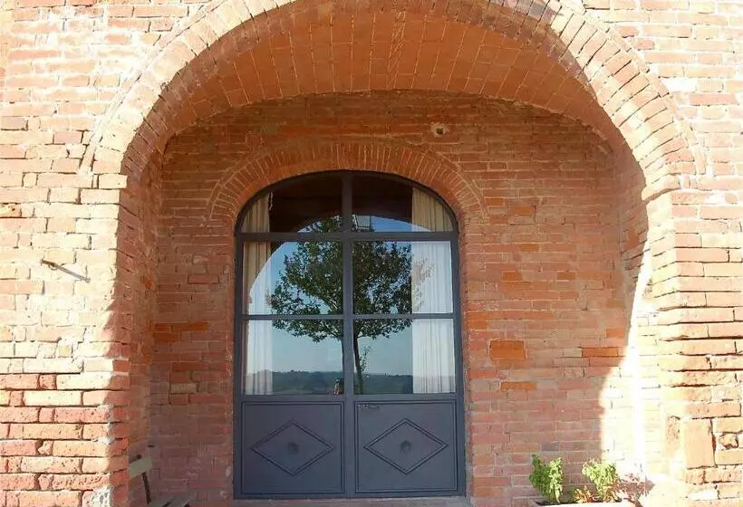 Hotelli Agriturismo Poggio Antico