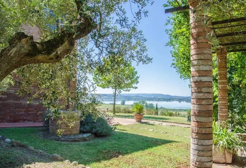 Hotelli Agriturismo Poggio Antico