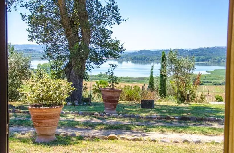 Hotelli Agriturismo Poggio Antico