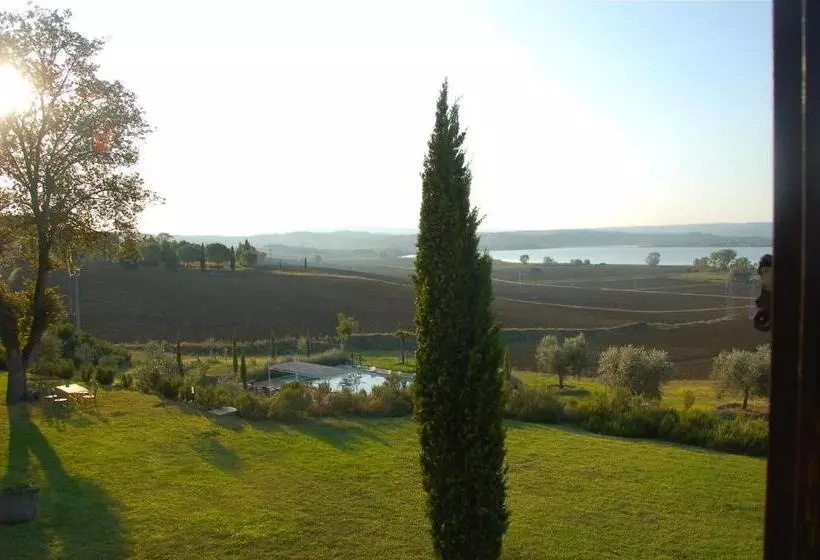 Hotelli Agriturismo Poggio Antico