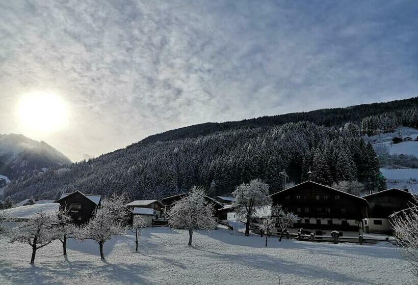 ホテル Bio Bauernhof Schweizerhof