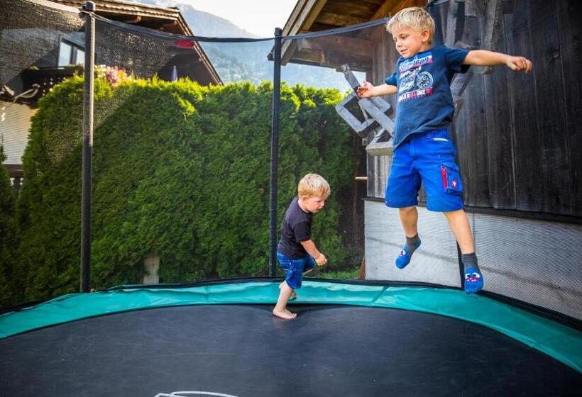 ホテル Bio Bauernhof Schweizerhof