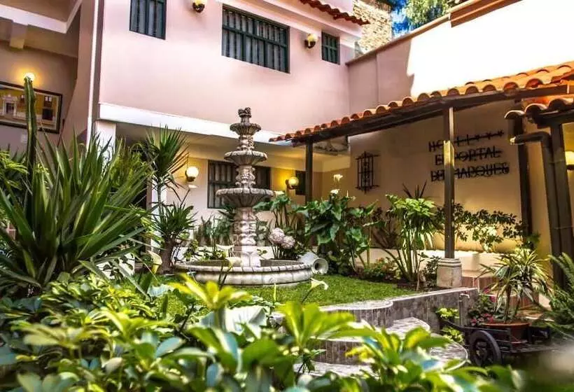 هتل El Portal Del Marques