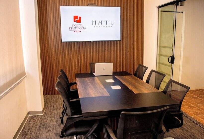 هتل El Portal Del Marques