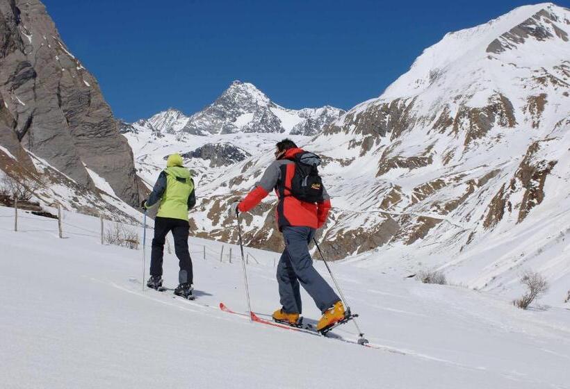 فندق Oberschupferhof