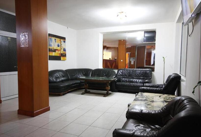 مُتل Il Capo Tour