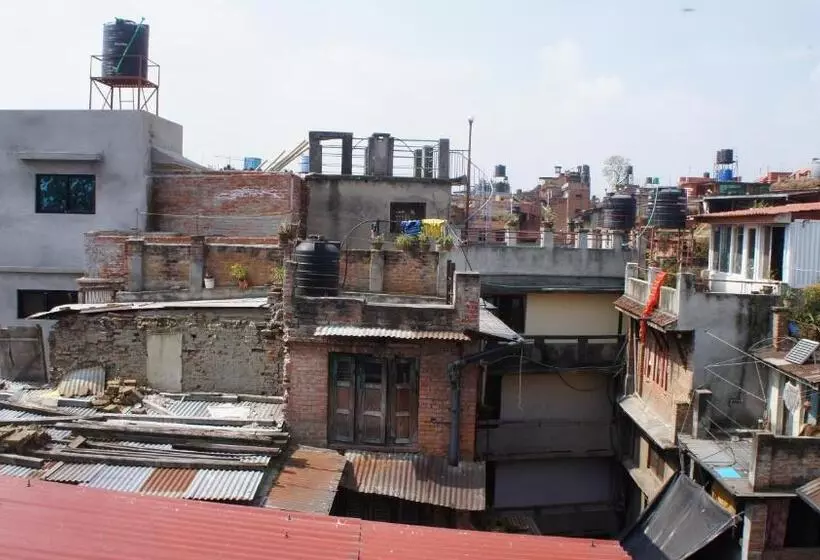 پانسیون City Guest House