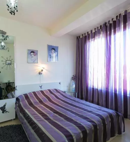 ペンション Guest Rooms Tivona