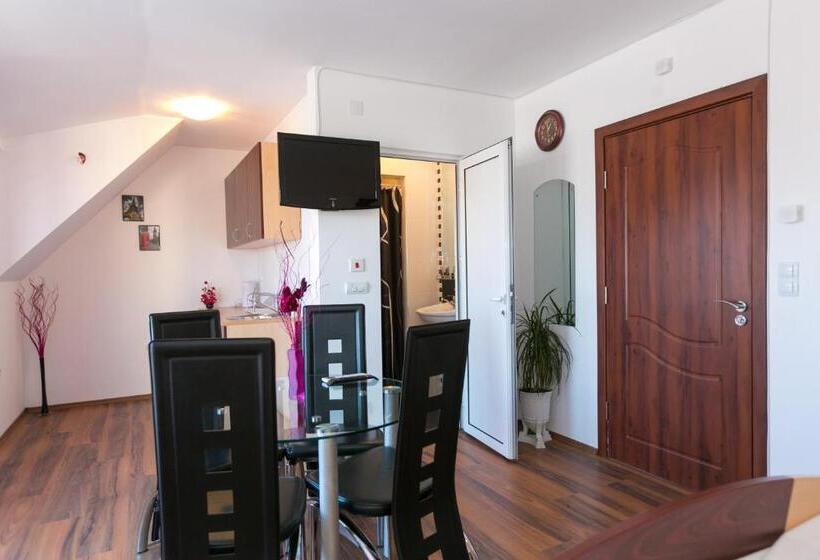 بنسيون Guest Rooms Tivona