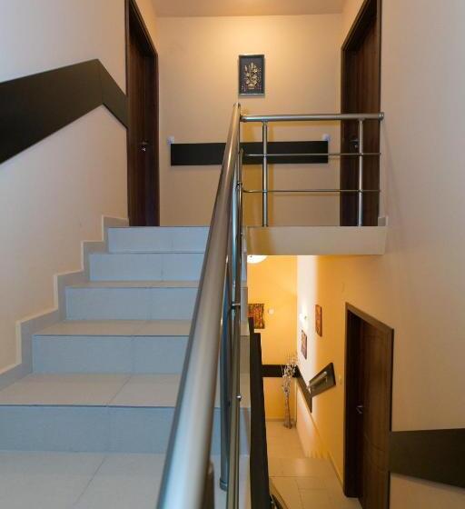 بنسيون Guest Rooms Tivona