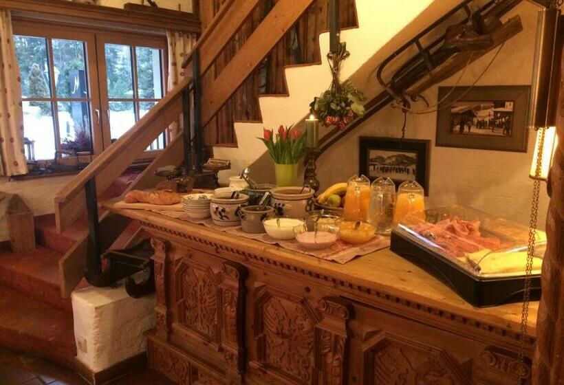 پانسیون S Landhaus