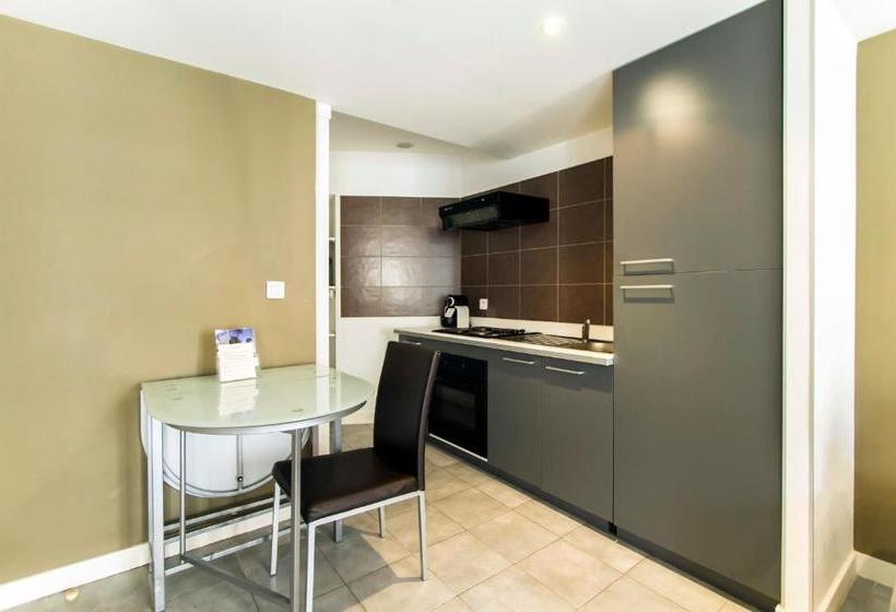 Florella Achard Residence