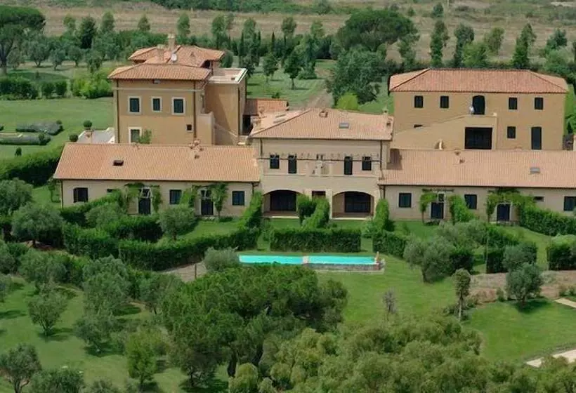 簡易ホテル Casale Di Tormaggiore Villa And Country Suites