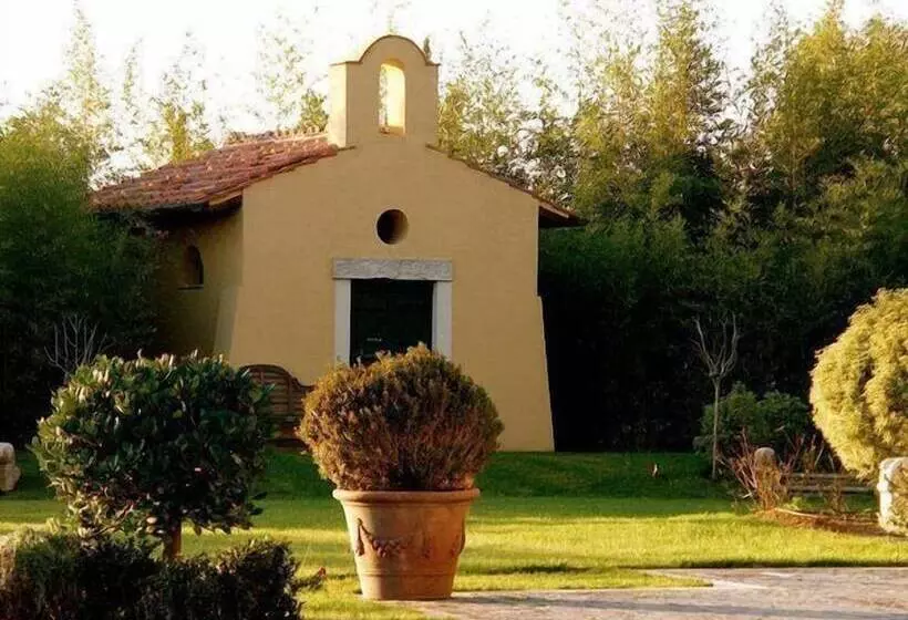 簡易ホテル Casale Di Tormaggiore Villa And Country Suites