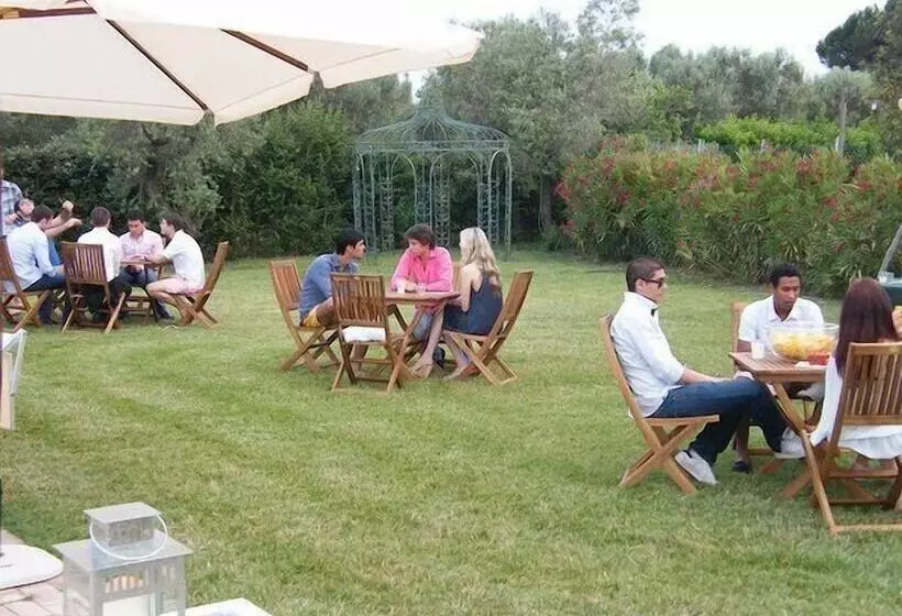 簡易ホテル Casale Di Tormaggiore Villa And Country Suites