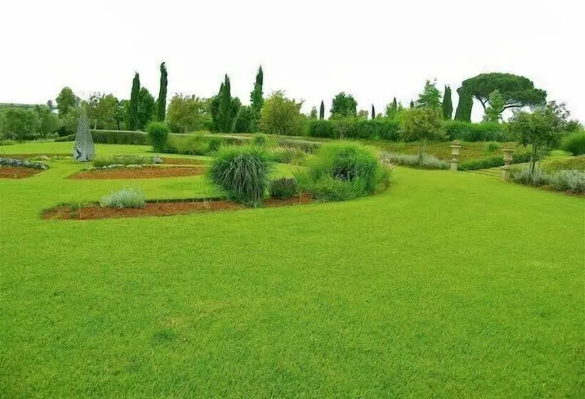 簡易ホテル Casale Di Tormaggiore Villa And Country Suites