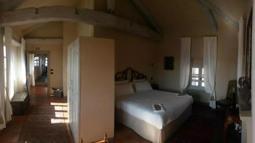 Отель Antico Borgo