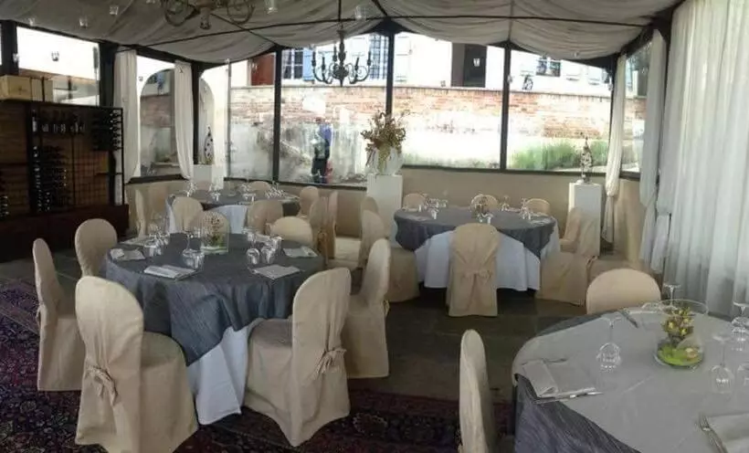 Отель Antico Borgo