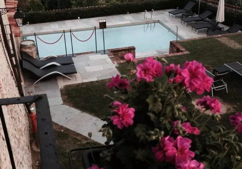 Отель Antico Borgo