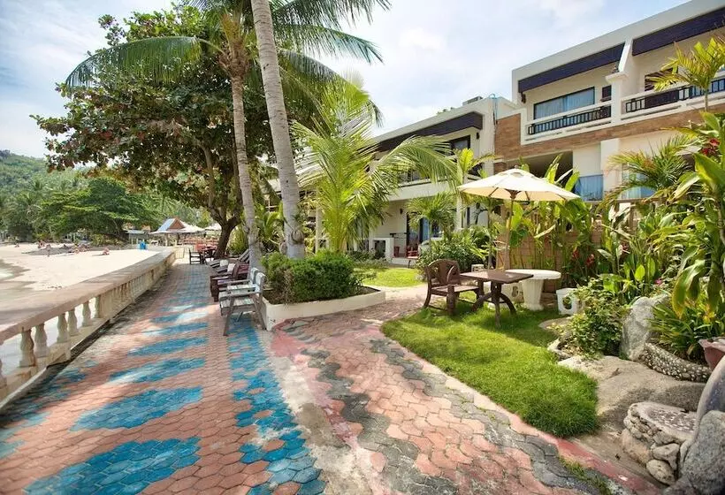Hotel Crystal Bay Beach Resort