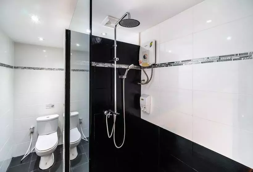 Hotel Crystal Bay Beach Resort