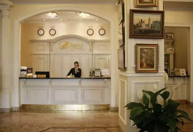 Отель Degas