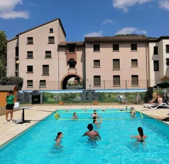 هتل Hôtel Cap Vert En Aveyron