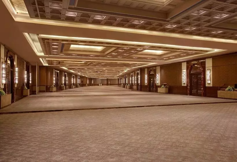 Itc Grand Chola, A Luxury Collection Hotel, Chennai