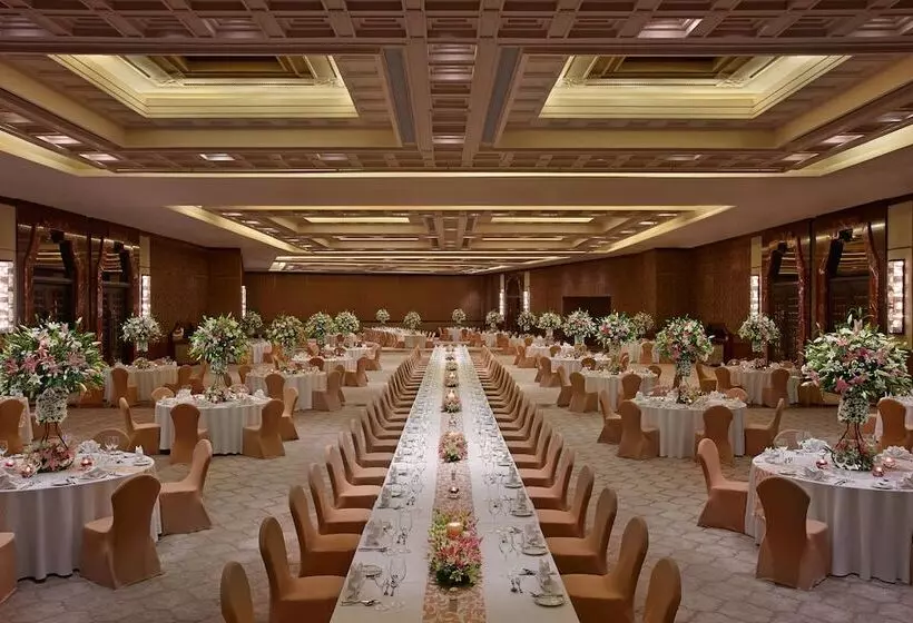 Itc Grand Chola, A Luxury Collection Hotel, Chennai