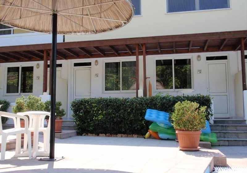 Отель Orion Houses