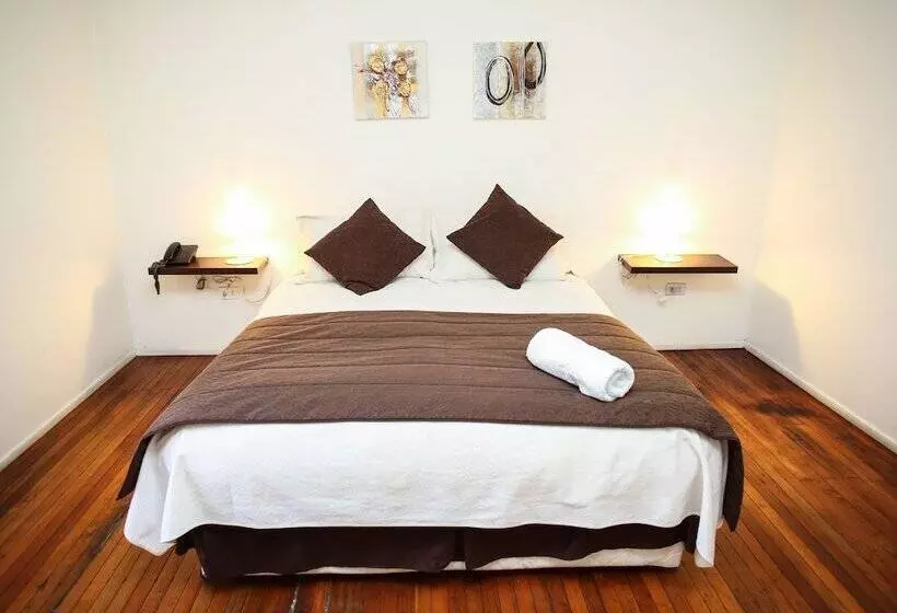 בית מלון כפרי Plaza Londres