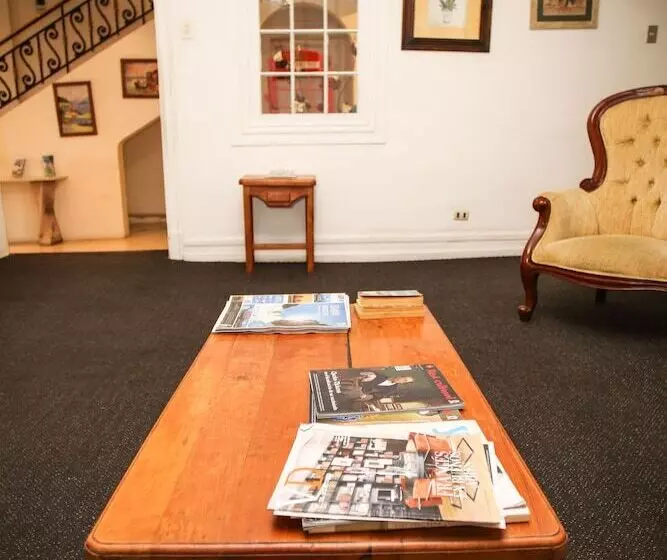 בית מלון כפרי Plaza Londres