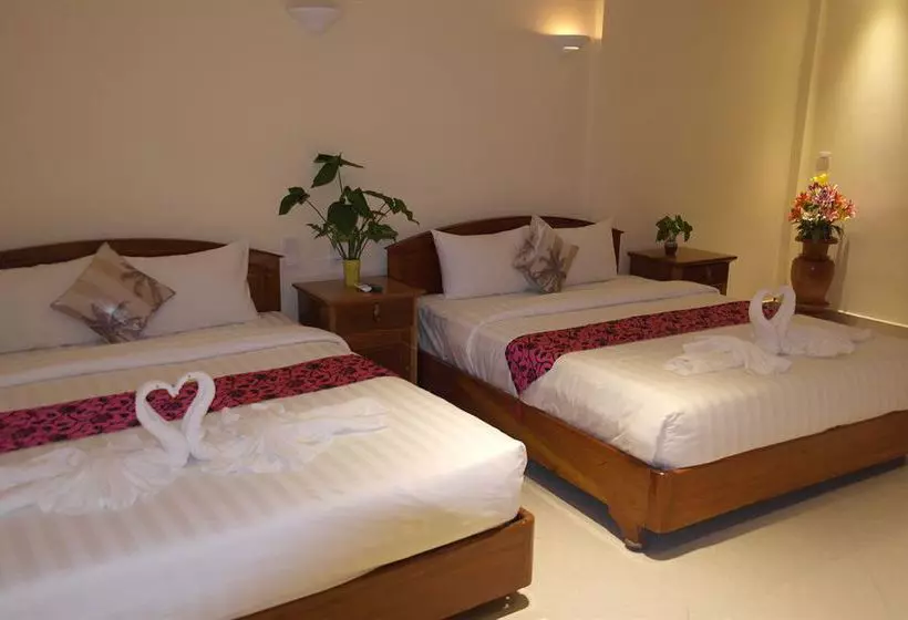 Отель Raksmey Vimeansour