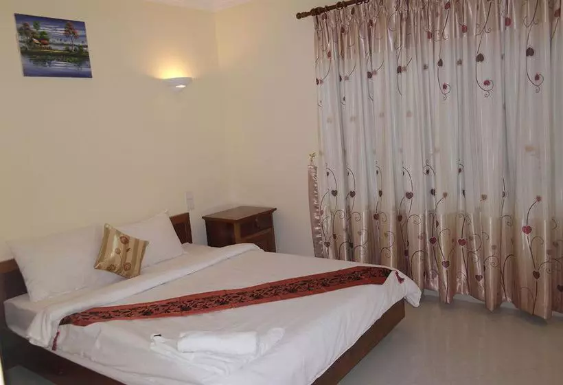 Отель Raksmey Vimeansour