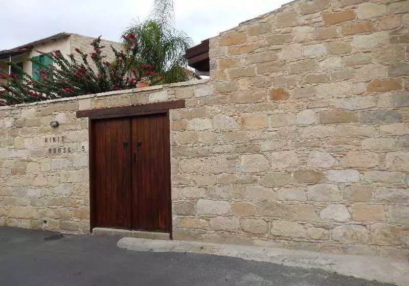 Hotel Rural Niki S House