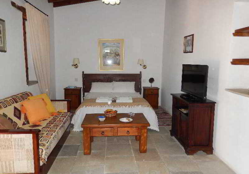 هتل روستایی Niki S House