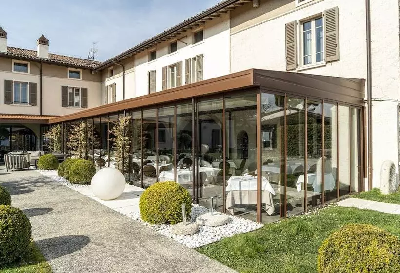 Отель Splendido Bay Luxury Spa Resort