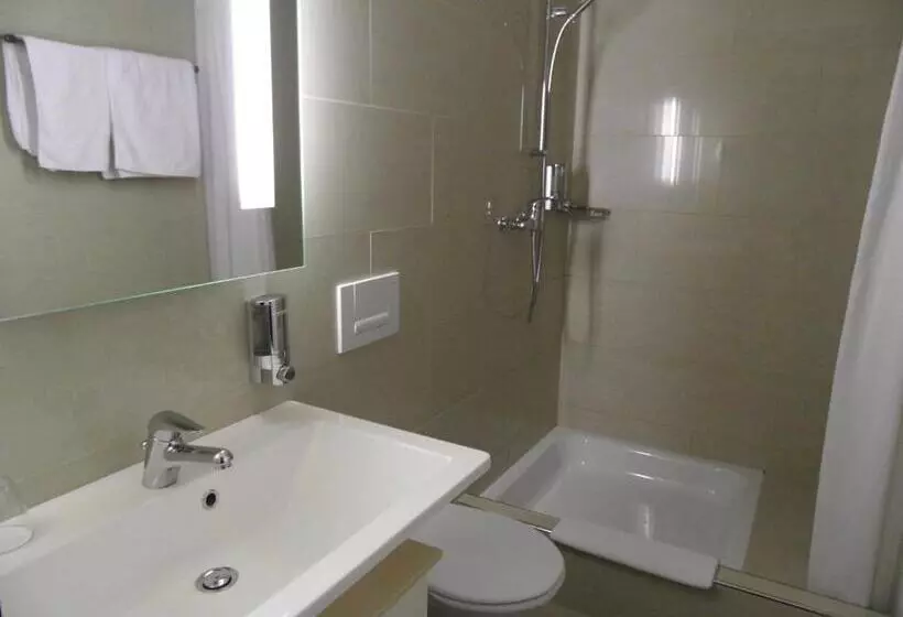 בית מלון כפרי Sternen