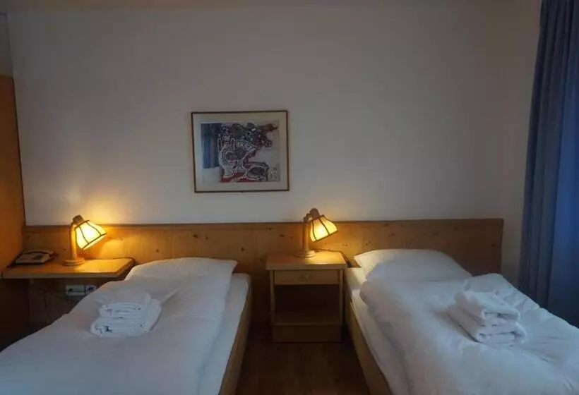 בית מלון כפרי Sternen