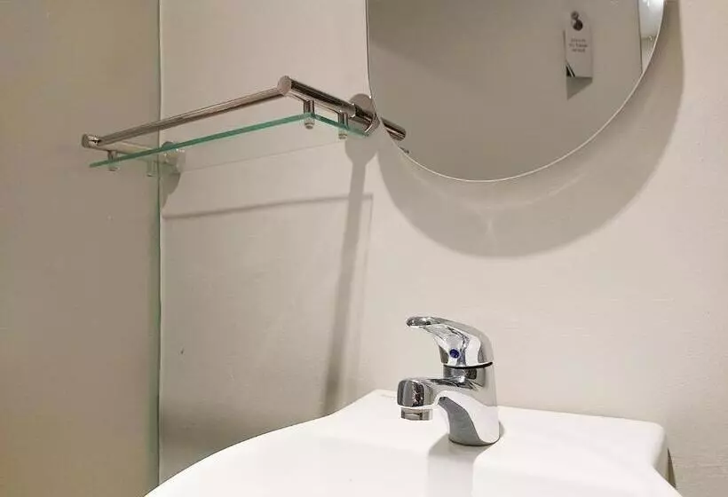 The Leverage Business Hotel Mergong