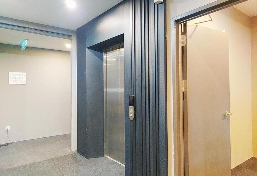 The Leverage Business Hotel Mergong