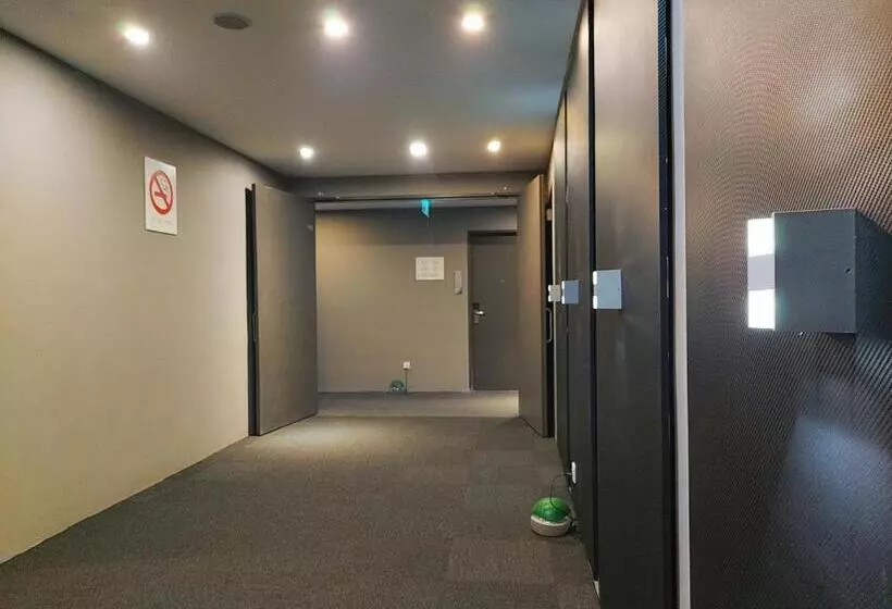 The Leverage Business Hotel Mergong