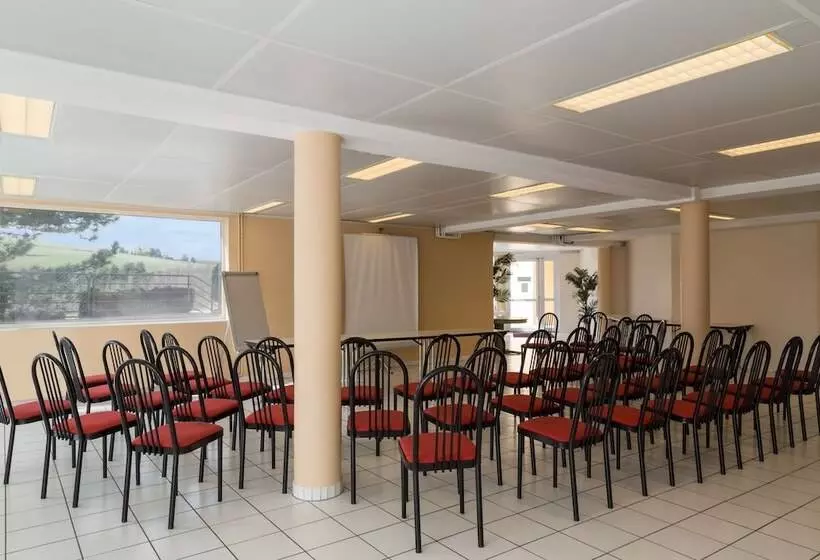 酒店 The Originals City, Hôtel L  Acropole, Saintetienne Sud